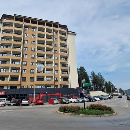 Lux Centar Lejlighed *